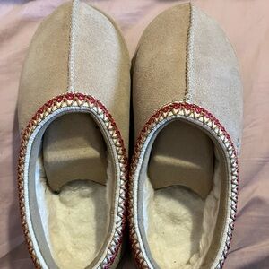 UGG Tasman Slippers in Tan and Red